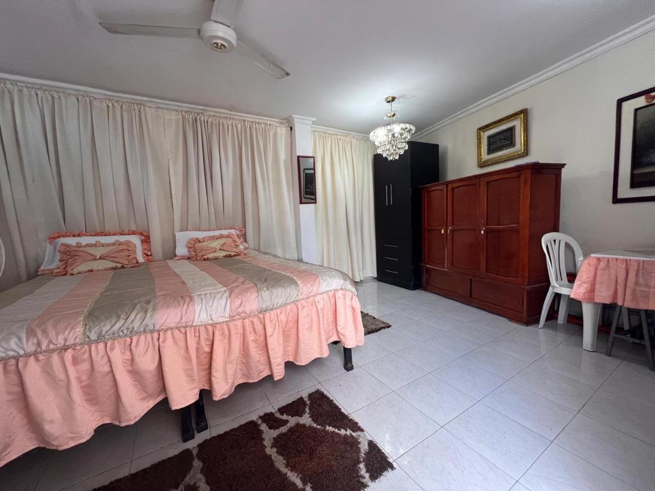 Apartamentos Y Estudios Manga Real Cartagena Екстериор снимка